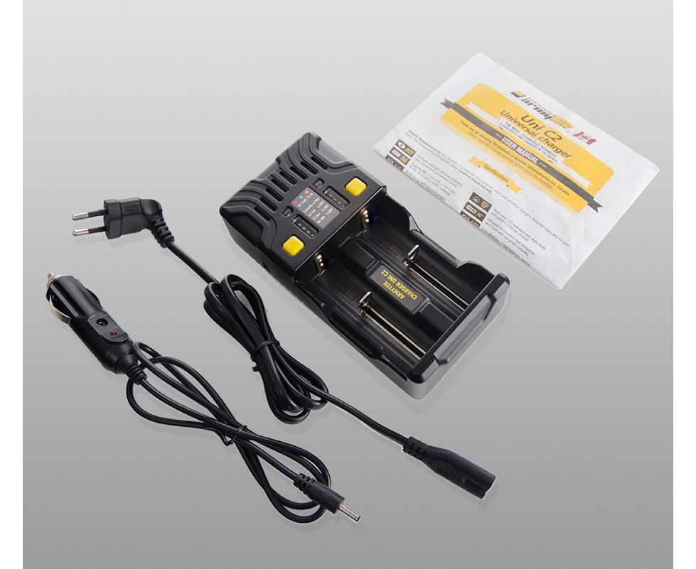 Armytek | Ladegerät |  Uni C2 Steckertyp C + Fahrzeugadapter
