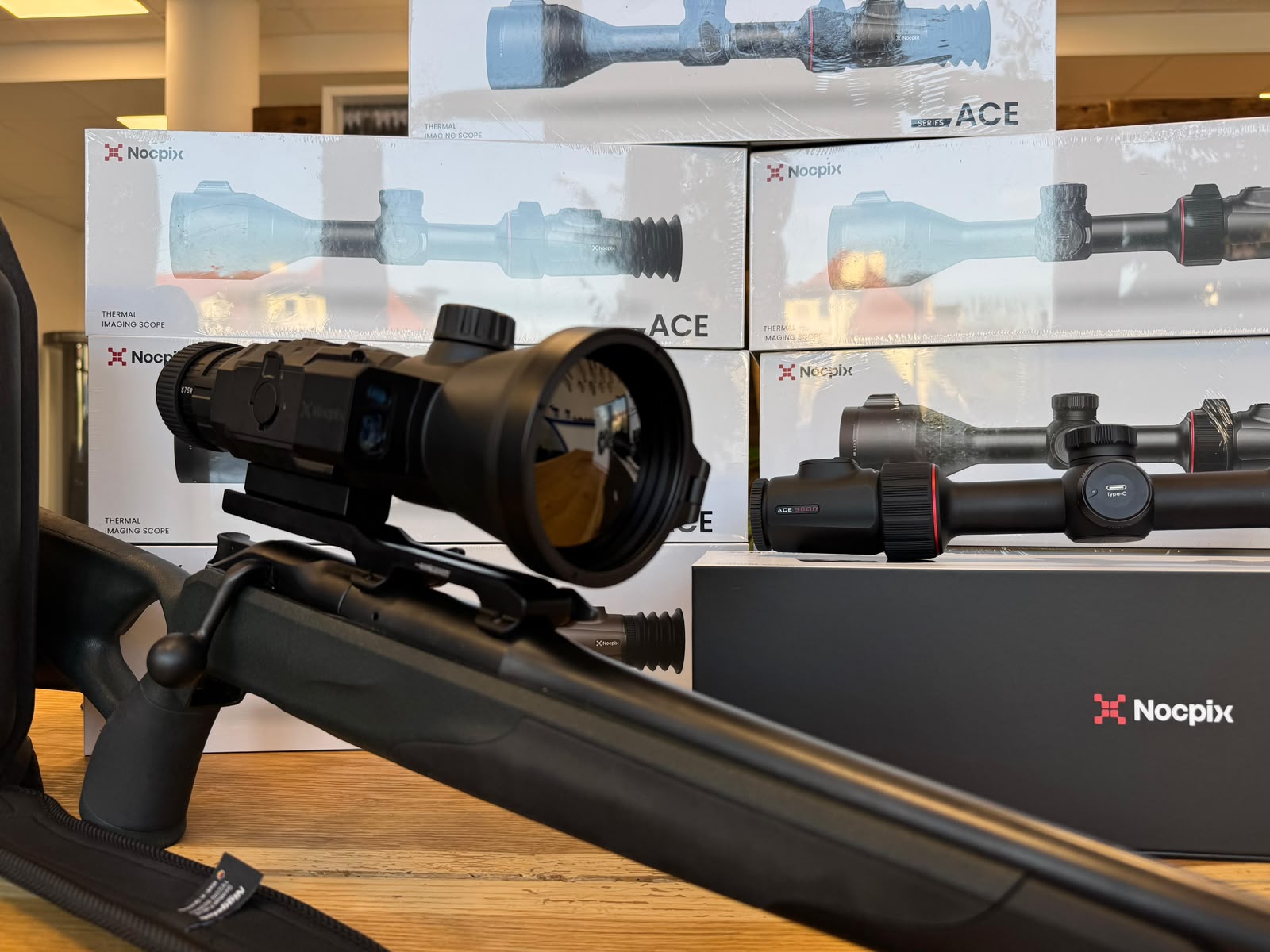 Lagerabverkauf | Ausstellungsstück | Nocpix RS75R RICO2 | Wärmebild-Zielfernrohr (75mm) mit Entfernungsmesser